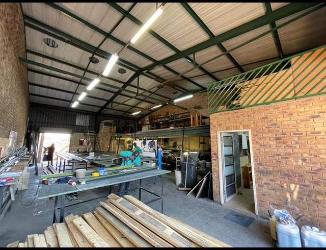 INDUSTRIAL PROPERTY TO RENT IN HENNOPSPARK